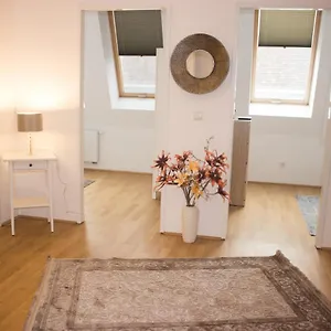 Der Terrassen-rueckzugsort L Dg3'12 Wien
